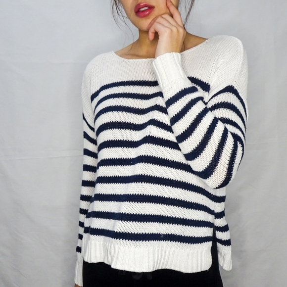 Knit sweater - Picture 4 of 4